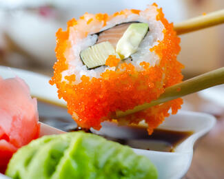 Где в Астане поесть суши и роллы?