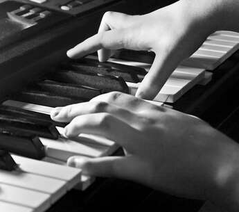 Джазовая импровизация Джавада Айдауи