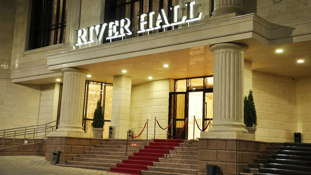 Банкетный зал «River Hall» в Алматы, мкр. Коктем 2, 11/3. Фото.