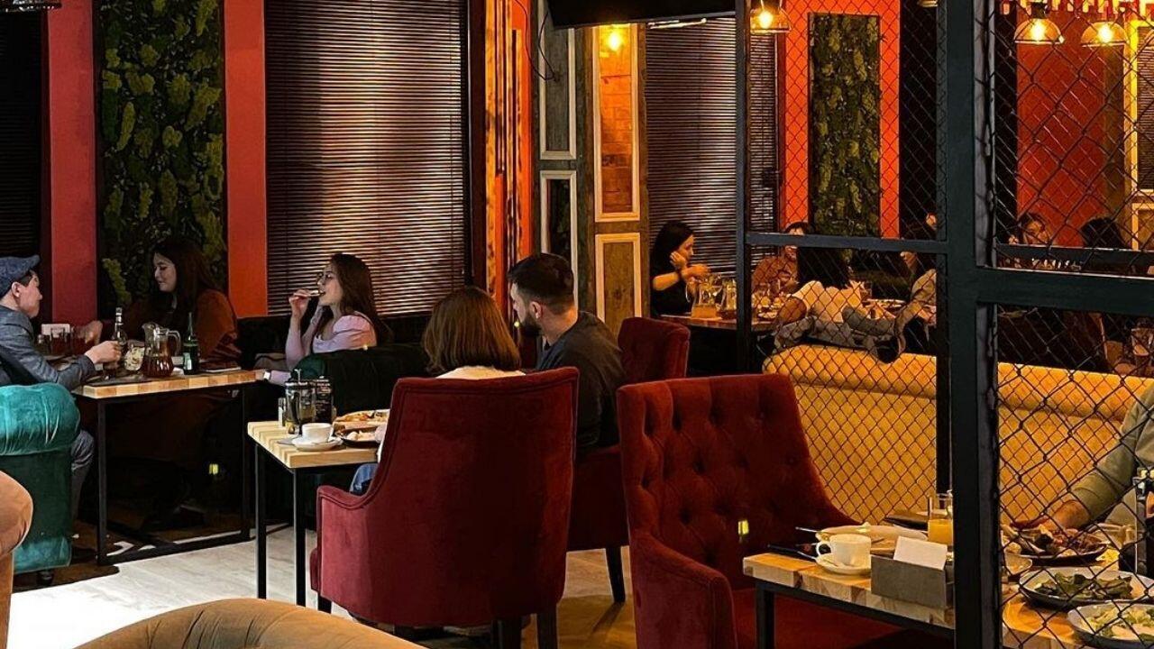 караоке вечеринка. караоке бар. атмосфера вологда караоке. десенов. караоке веранде великий новгород.