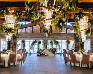 Club House: где природа встречается с элегантностью