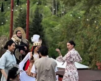 «Алмасай»: осенние банкеты в национальном стиле 