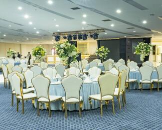 На Новый год в RITZ HALL 