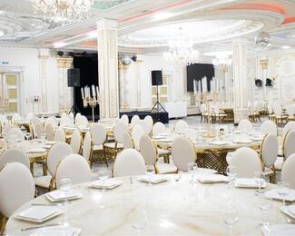 Grand Family Hall дарит скидку на банкет от 100 персон по промокоду Restoran.kz 